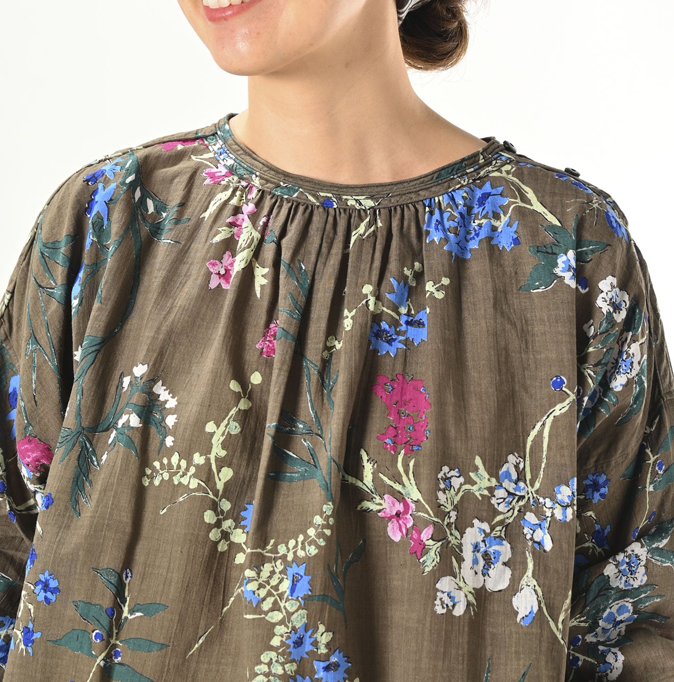 45R Khadi Noa Flower Tunic Blouse