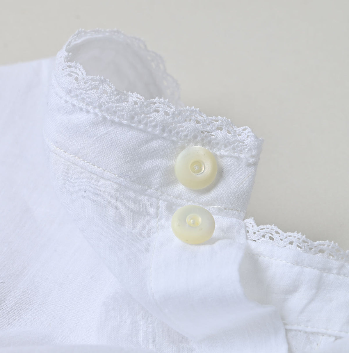 45R Khadi Tuck Lace Blouse