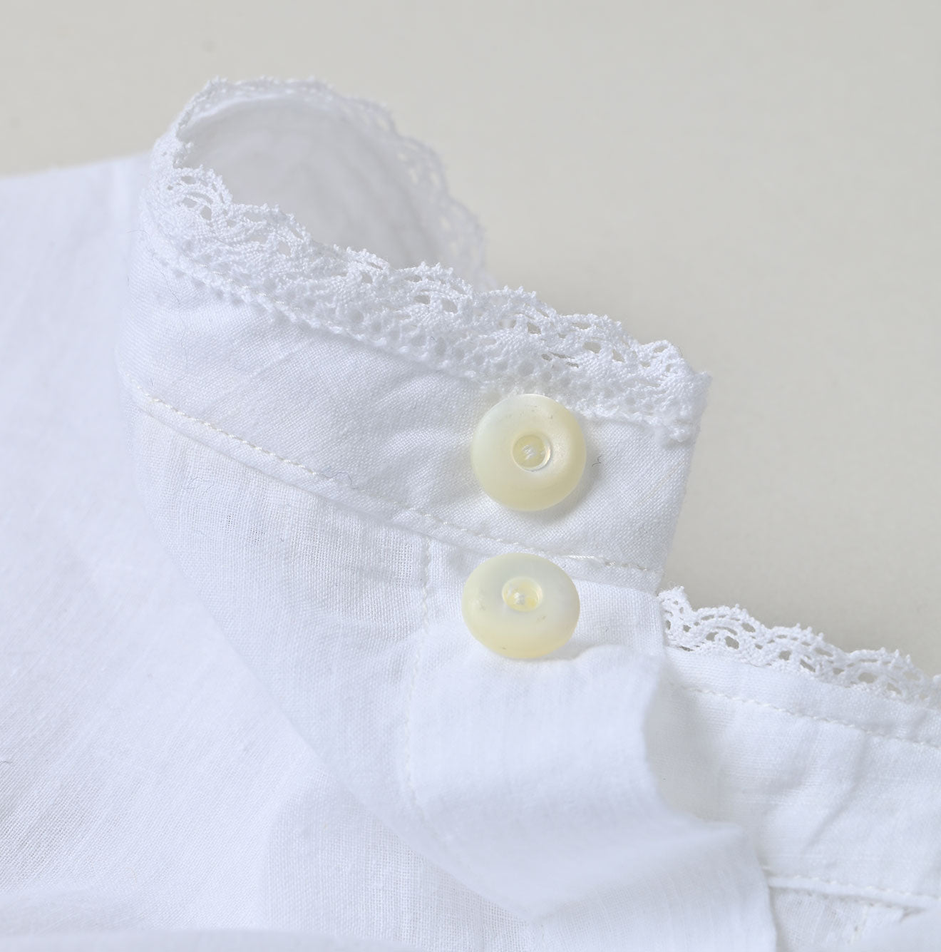 45R Khadi Tuck Lace Blouse