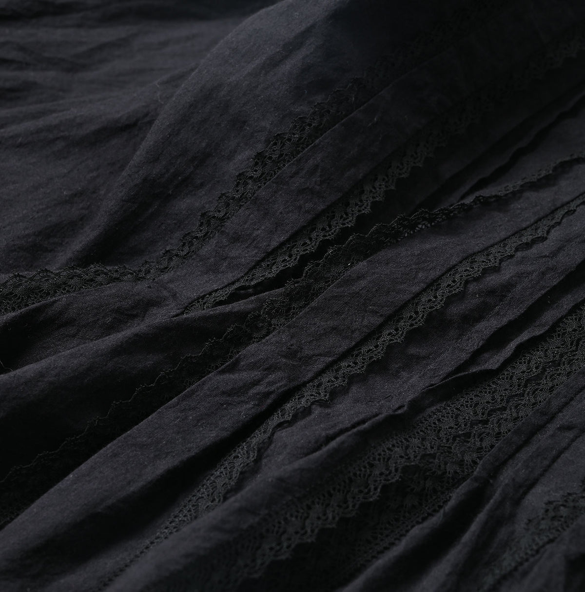 45R Khadi Tuck Lace Blouse