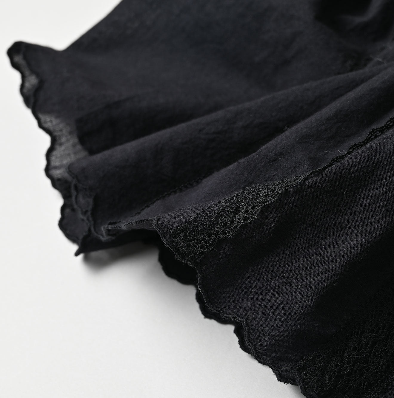 45R Khadi Tuck Lace Blouse