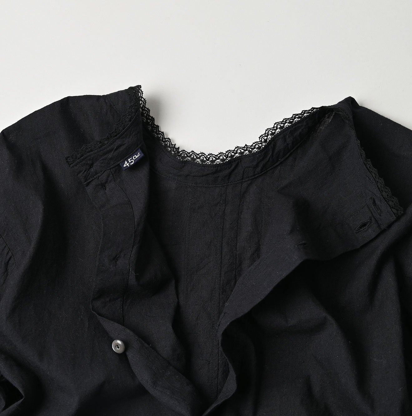 45R Khadi Tuck Lace Blouse