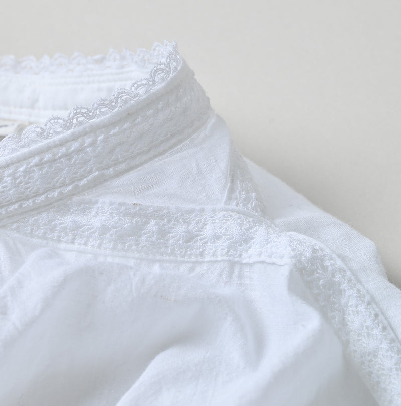 45R Khadi Lace Tuck Smocking Blouse