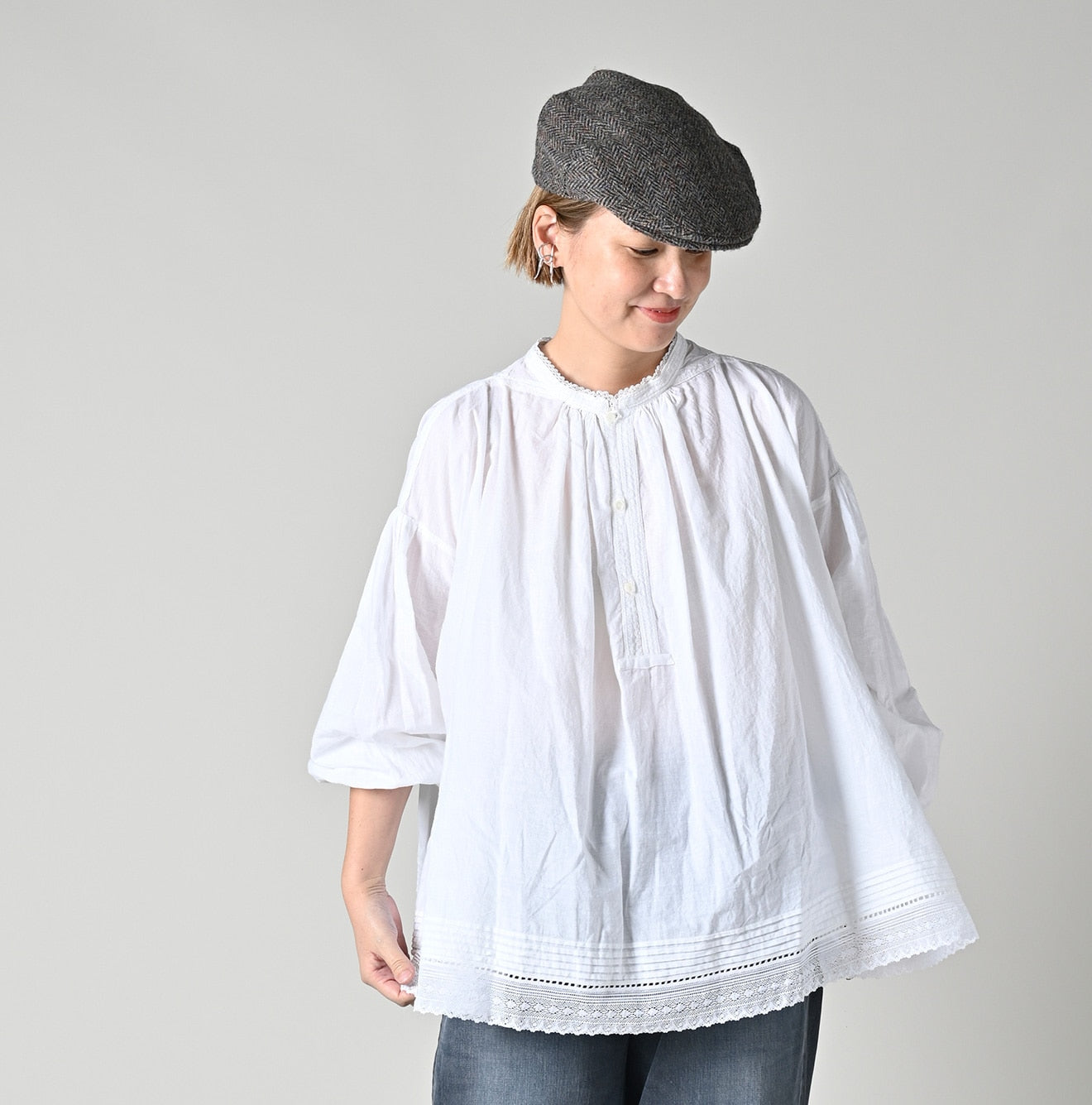 45R Khadi Lace Tuck Smocking Blouse