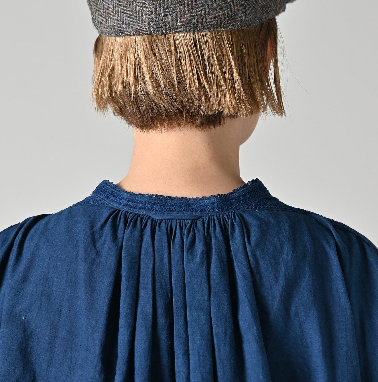 45R Ai Indigo Khadi Lace Tuck Smocking Blouse