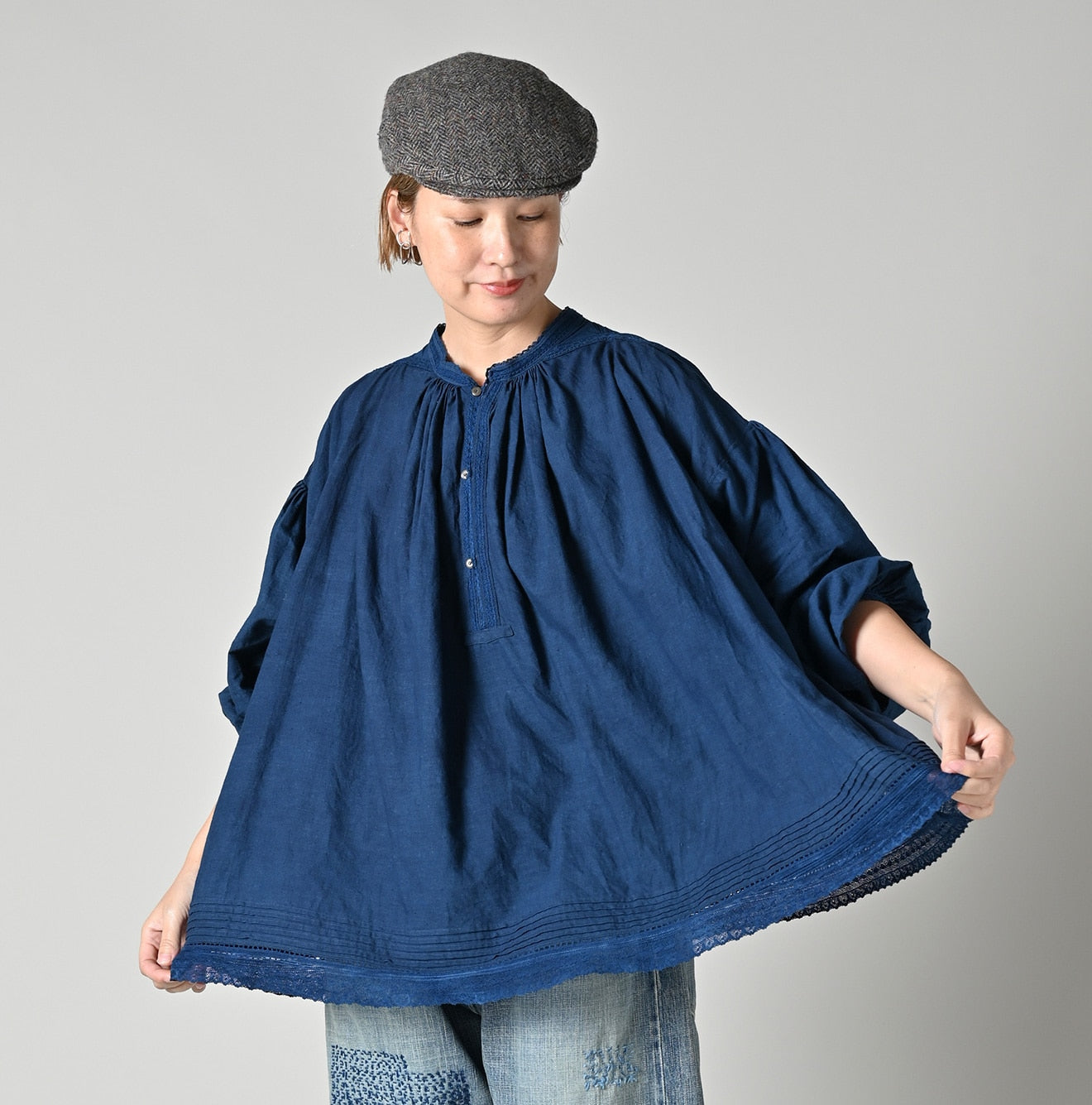 45R Ai Indigo Khadi Lace Tuck Smocking Blouse