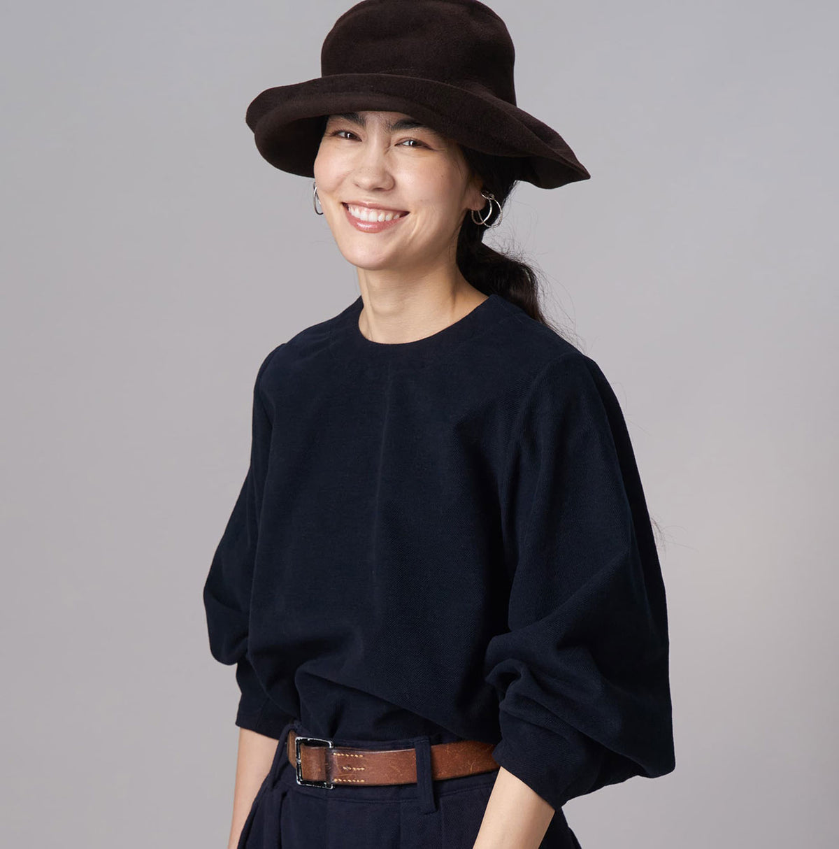 Mole Serge Stretch Puff Sleeve Blouse