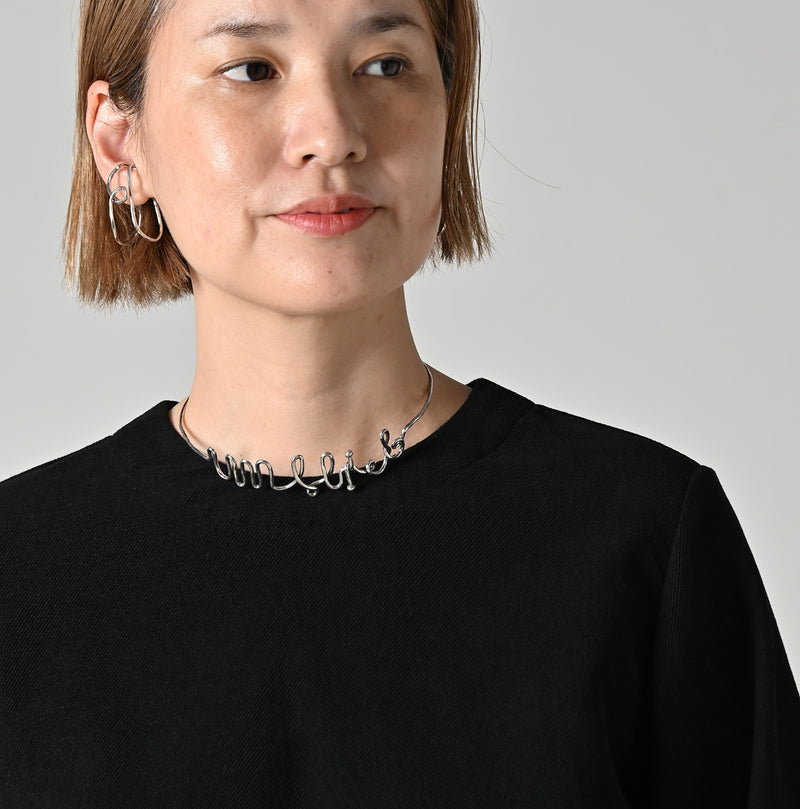 45R Mole Serge Stretch Puff Sleeve Blouse