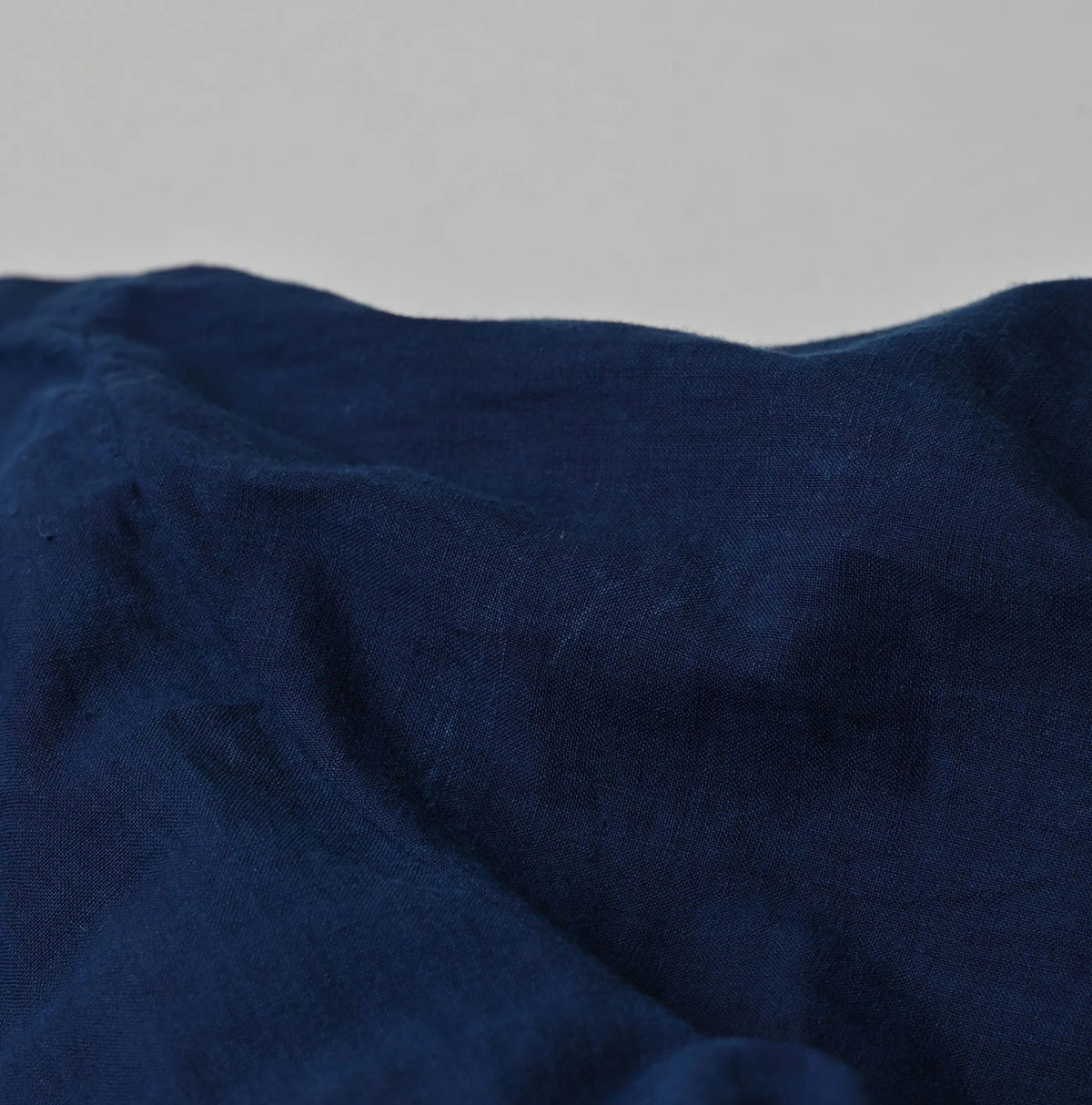 45R Ai Indigo Khadi Stand Collar Lace Square Blouse - Image 18
