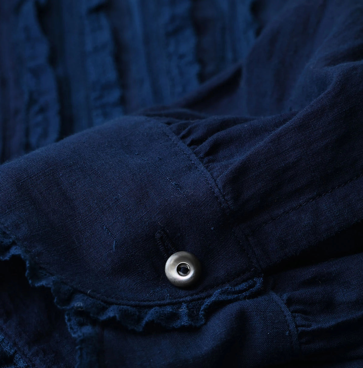 45R Ai Indigo Khadi Stand Collar Lace Square Blouse - Image 20