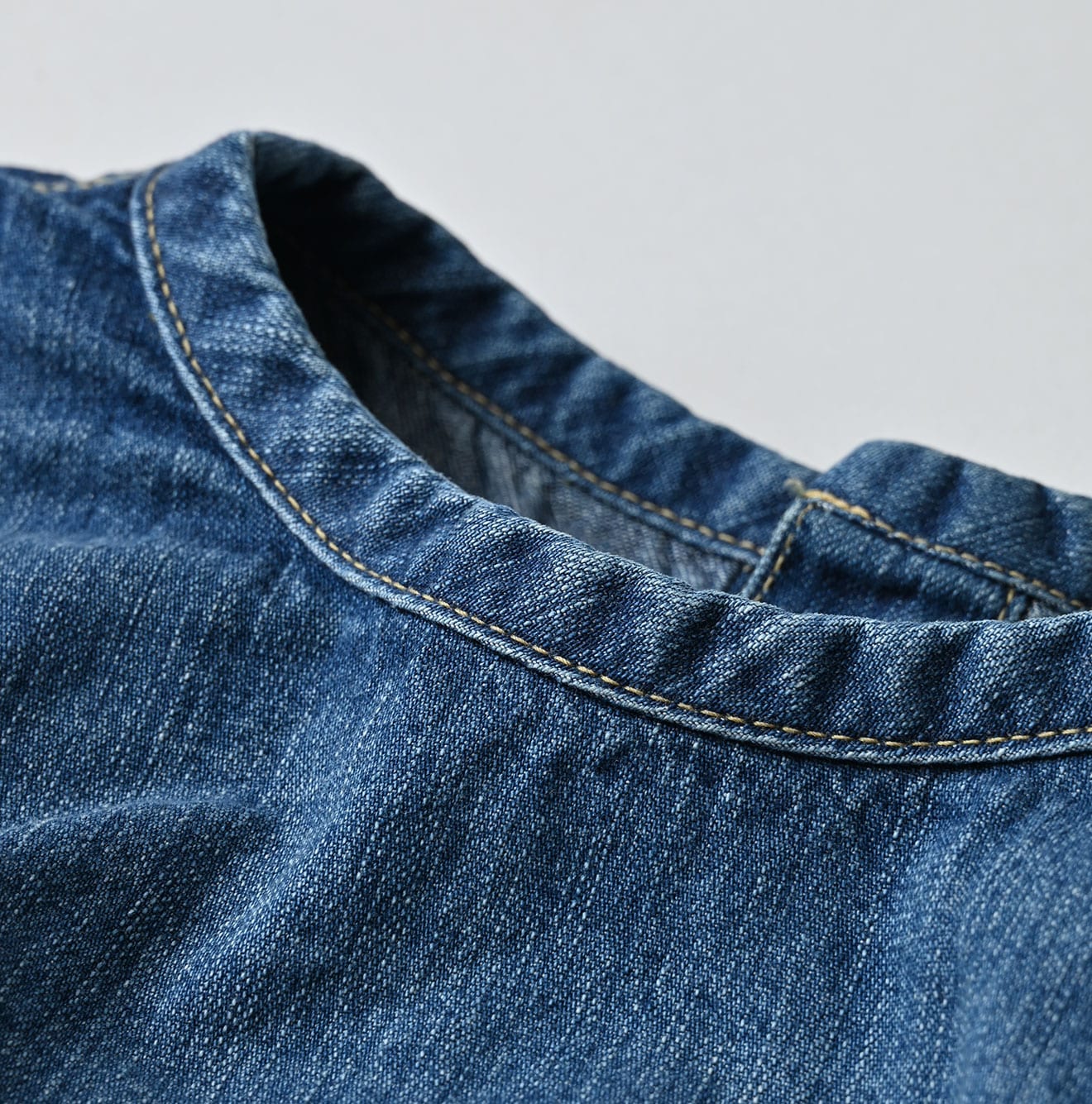 45R Mugihiko Denim Puff Sleeve Blouse Distressed