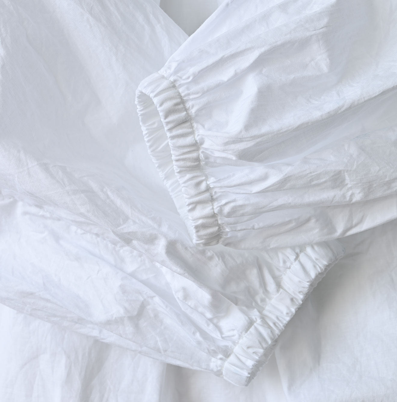 45R Supima Batiste Tuck-Gather Blouse