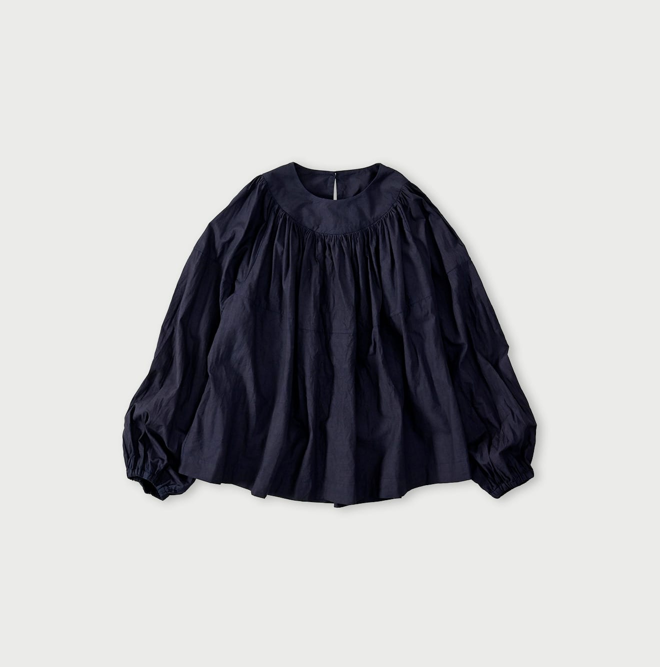 45R Indigo Supima Batiste Tuck-Gather Blouse