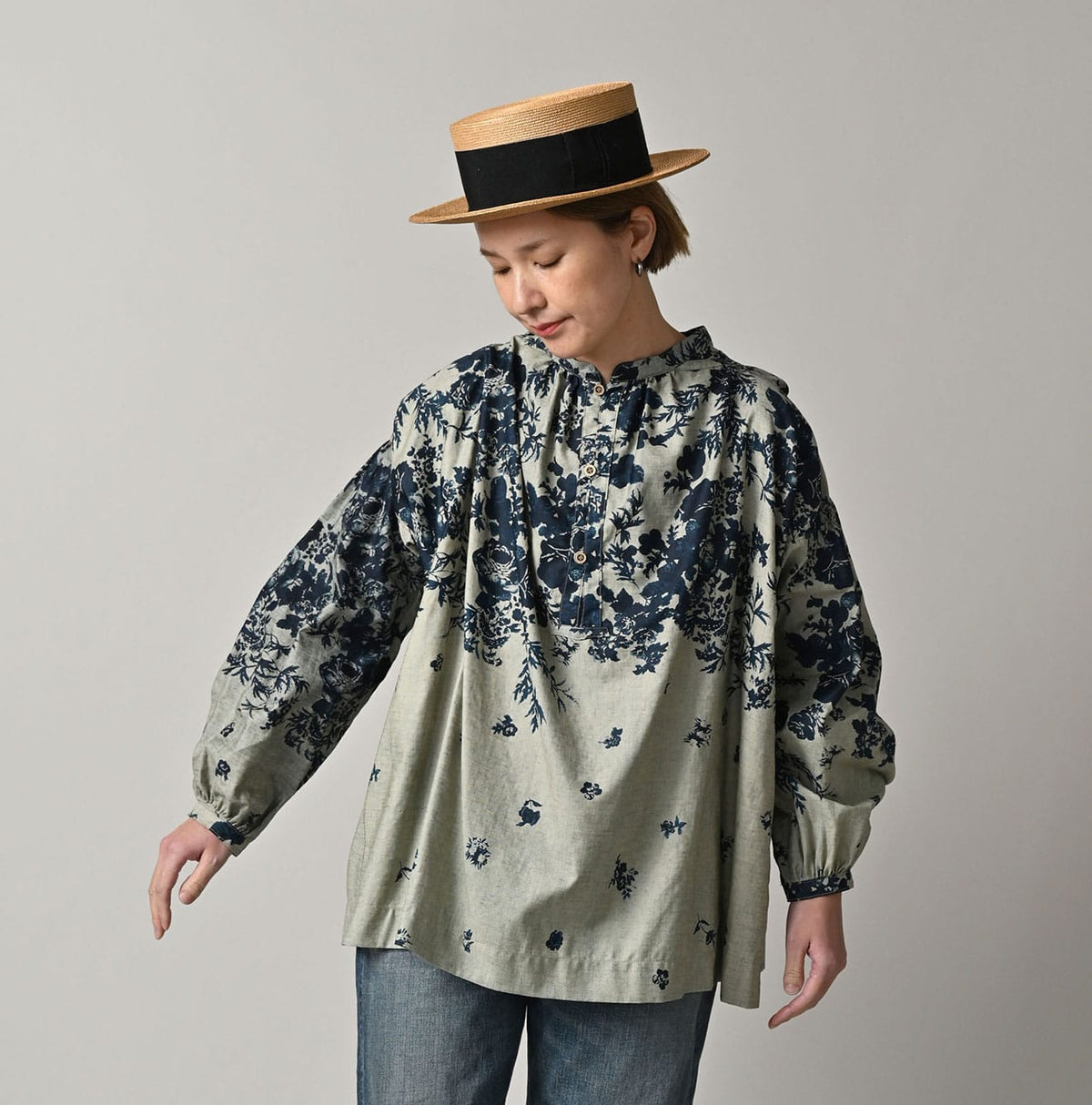 45R Indigo Bassen Rose Smocking Blouse