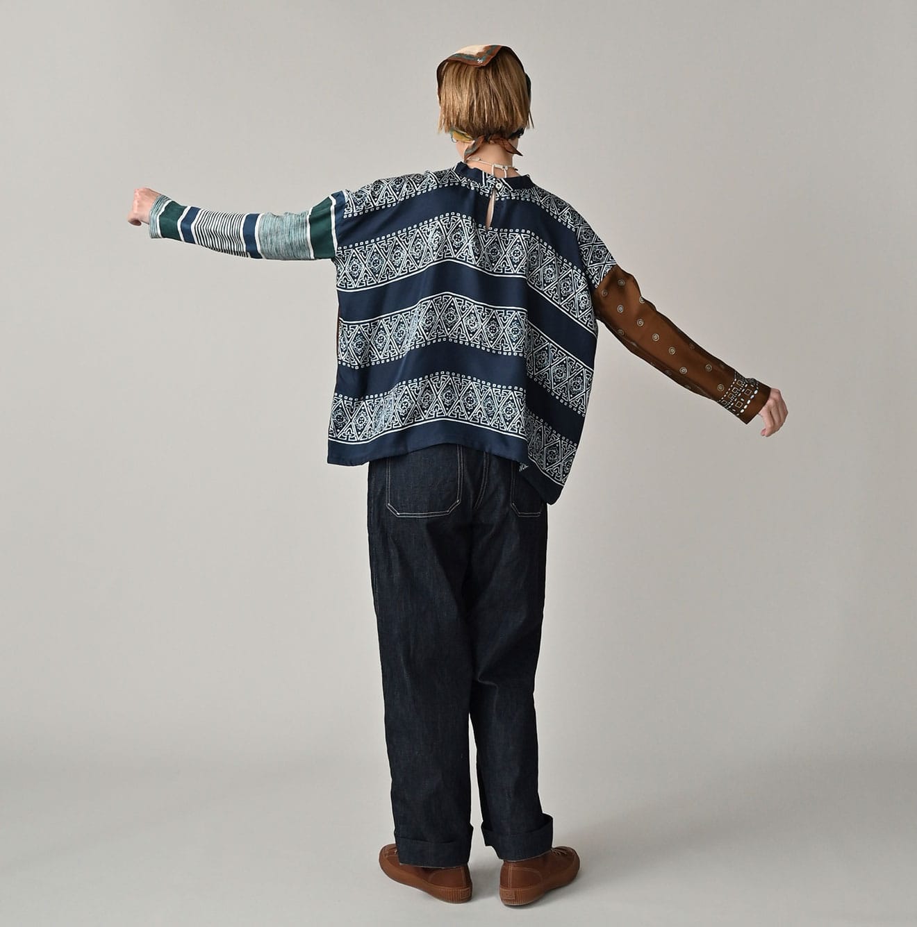 45R Picture Book Bandana Blouse