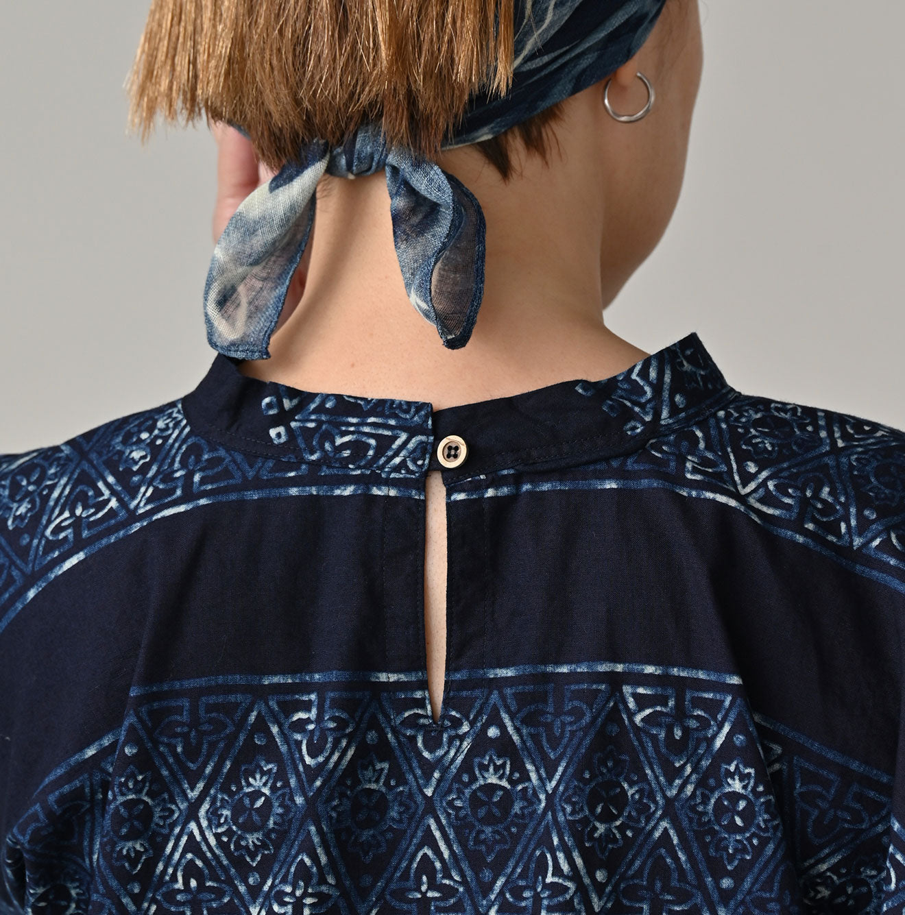 45R Picture Book Bandana Blouse