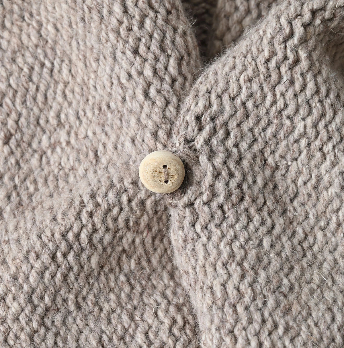45R Cashmere Linen Cache-Coeur