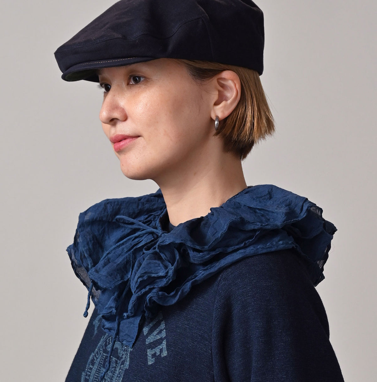 45R Ai Indigo Silk Cotton Petal Collar