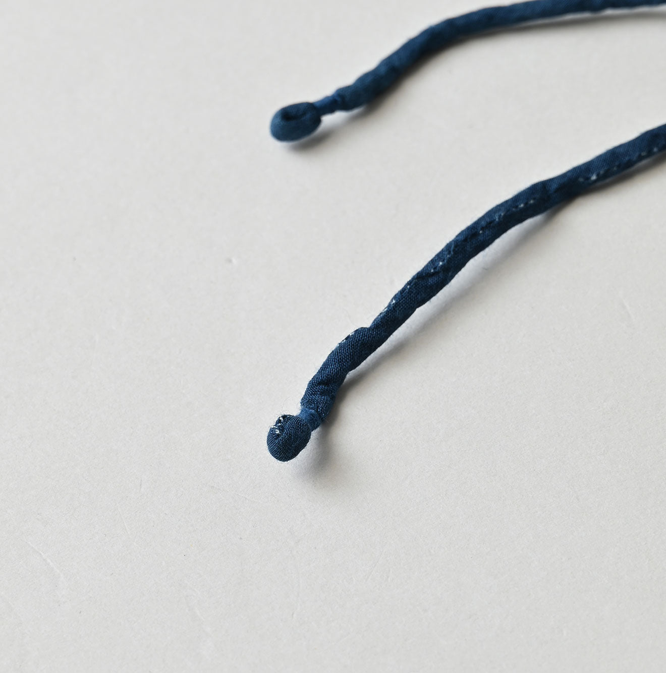 45R Ai Indigo Silk Cotton Petal Collar