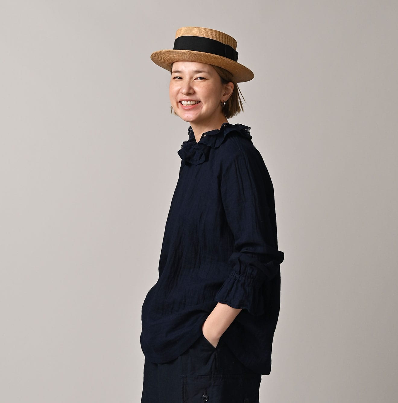 45R Indigo Gauze Doublecloth Frilled Collar Blouse