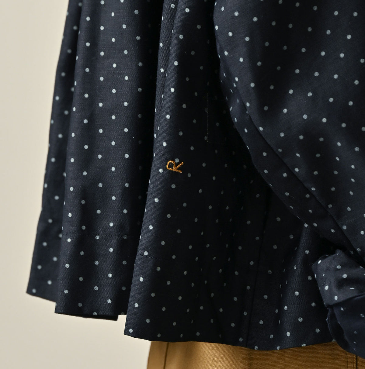 45R Indigo Dot Smocking Blouse