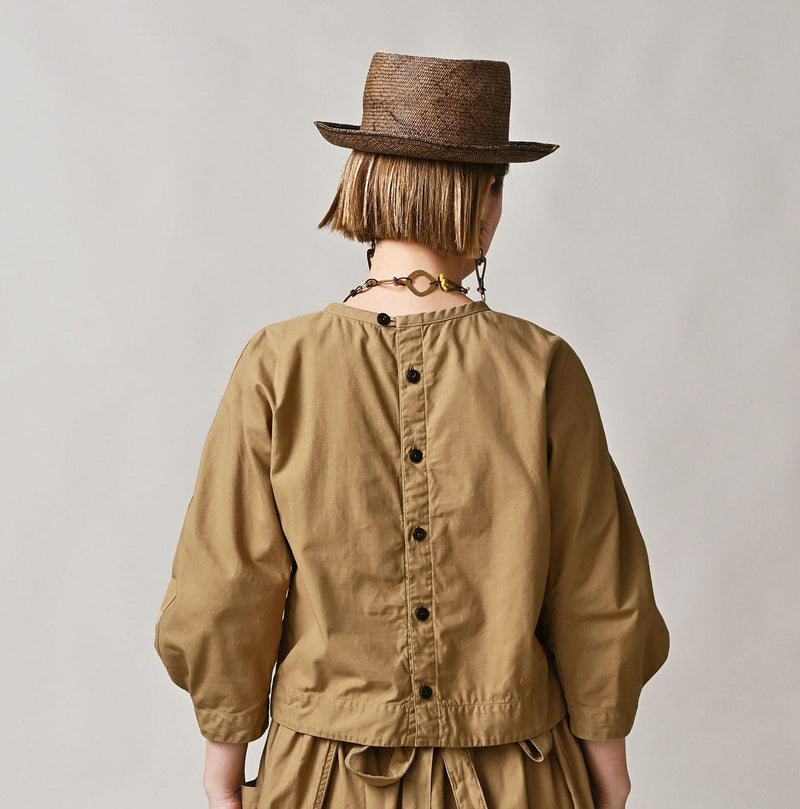 45R Back Sateen Puff Sleeve Blouse - Image 7