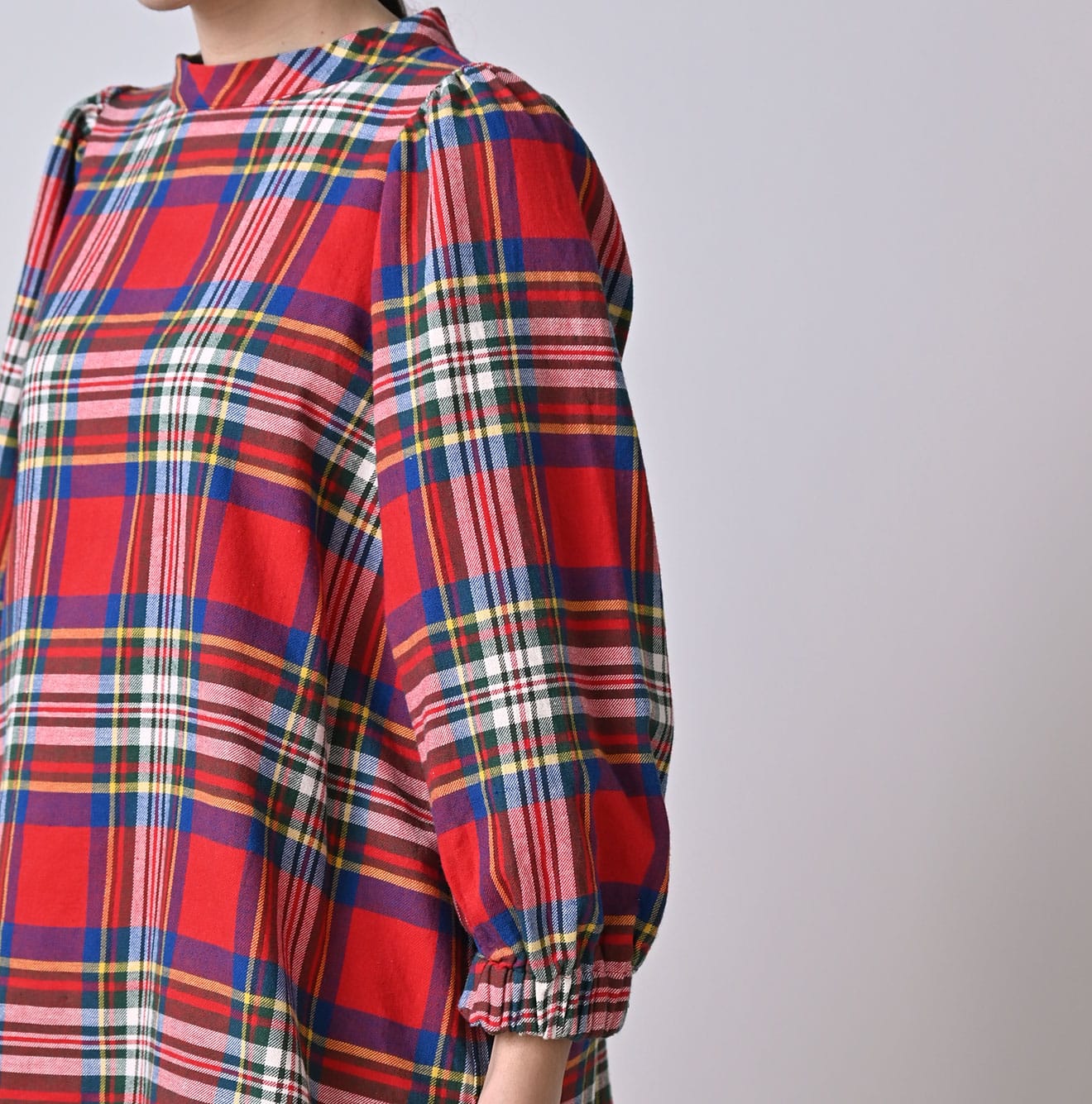 45R Doublecloth Puff Sleeve Blouse - Image 8