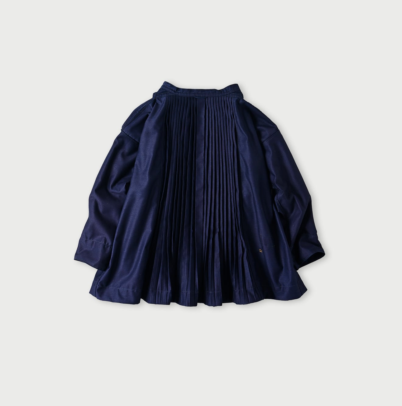 45R Indigo Awa Satin Pleats Smoking Blouse