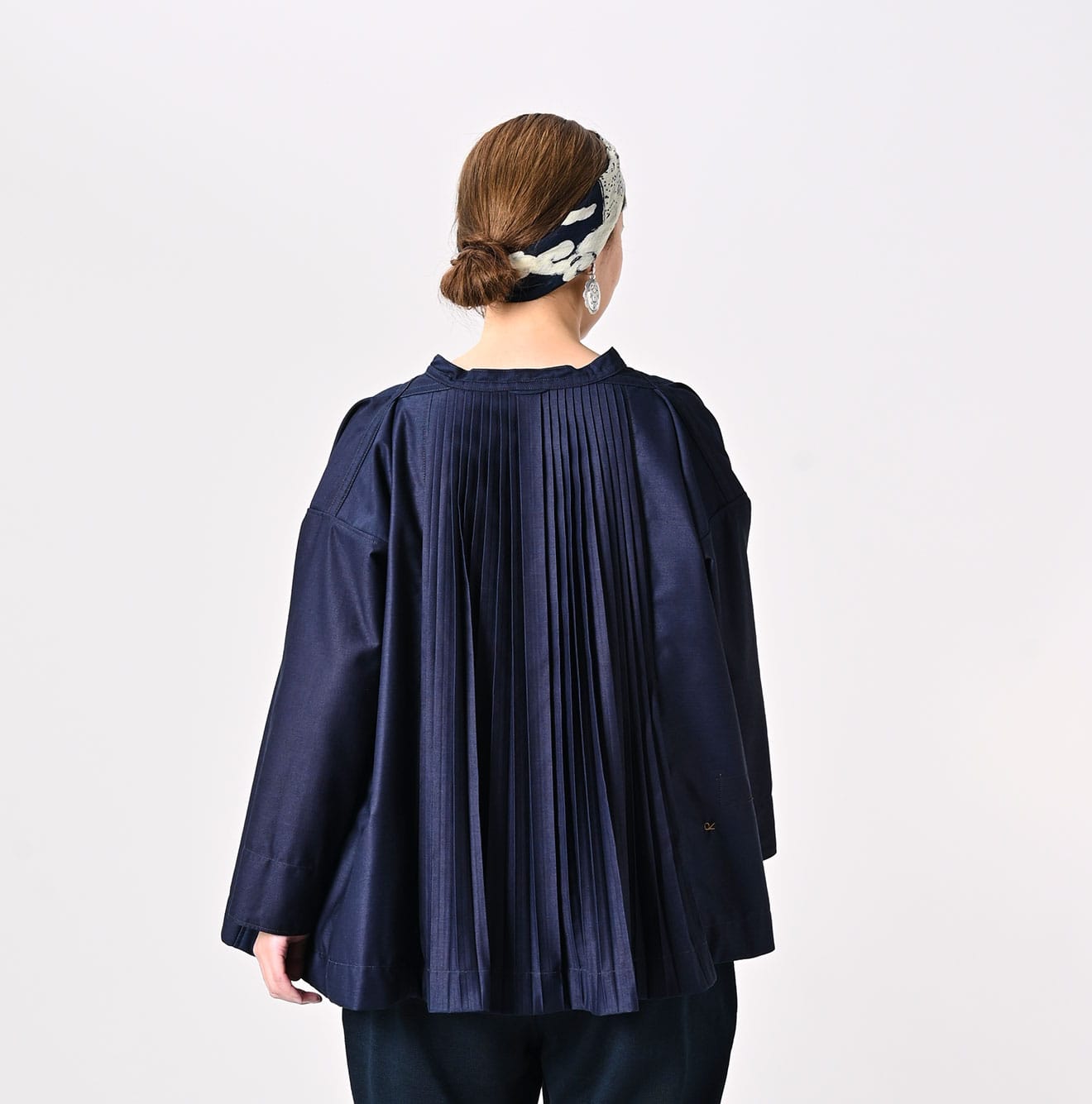 45R Indigo Awa Satin Pleats Smoking Blouse