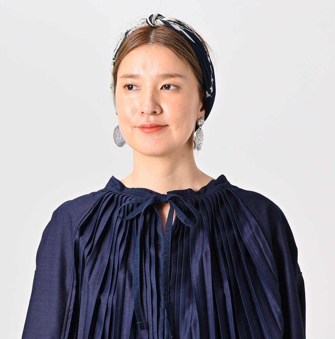 Indigo Awa Satin Pleats Smoking Blouse - 45R by 45rpm studio - Image 6