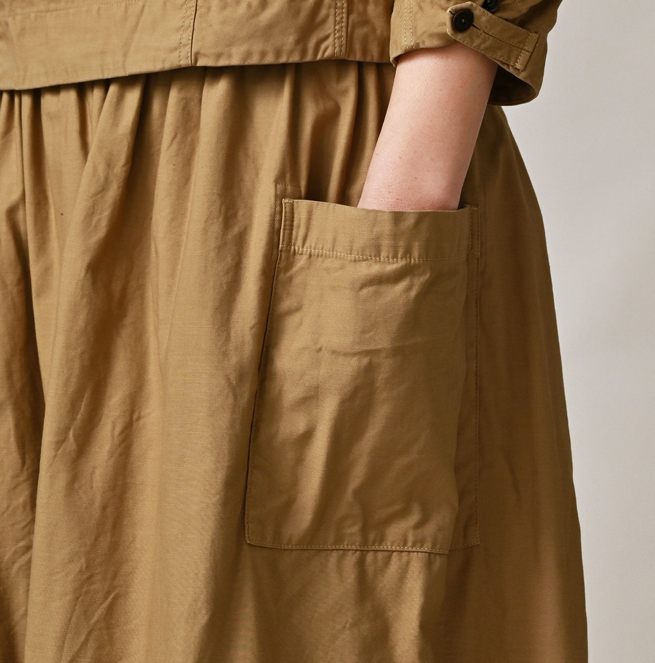 45R Back Sateen Apron Skirt