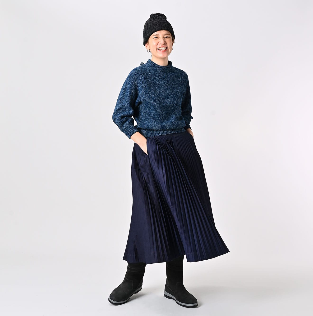 45R Indigo Awa Satin Pleats Skirt