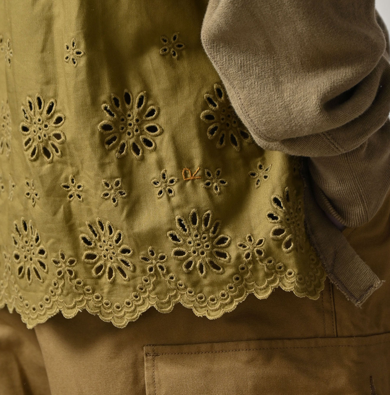 45R Cotton Fleece Cutwork Top - Image 11