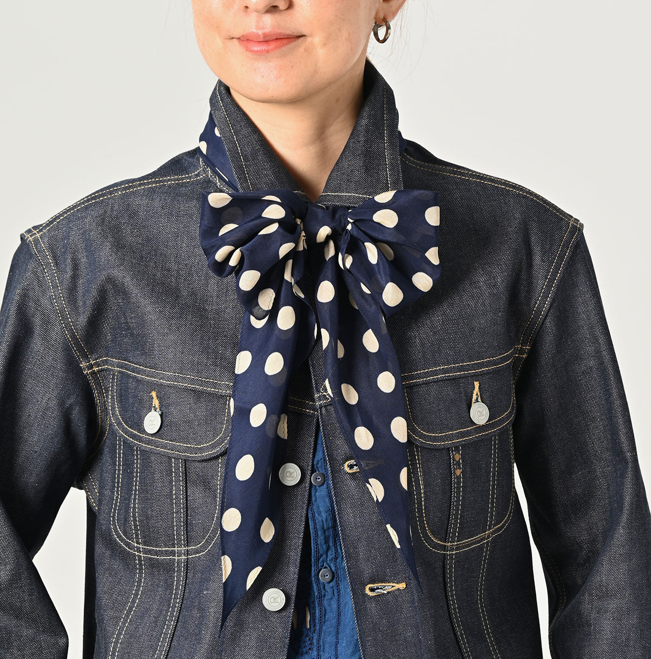 45R Dots Wakame Scarf