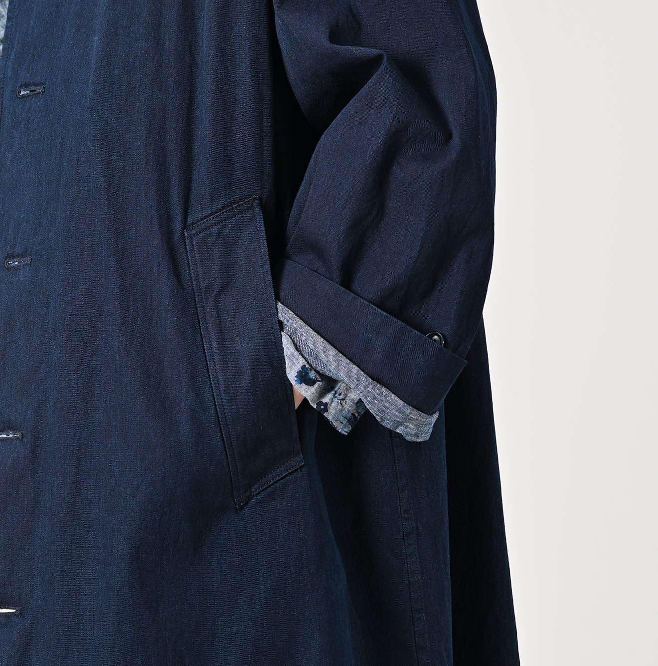 45R Indigo Light Gabardine 908 Balmacaan Coat