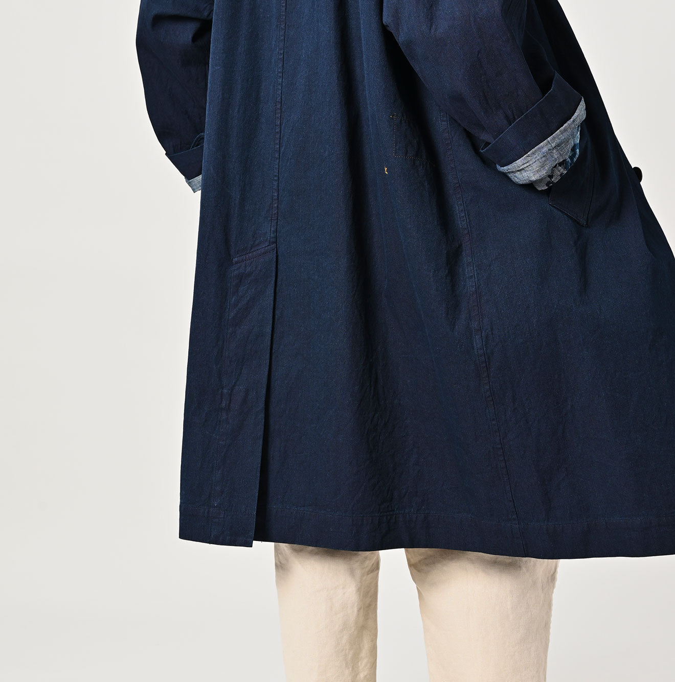 45R Indigo Light Gabardine 908 Balmacaan Coat