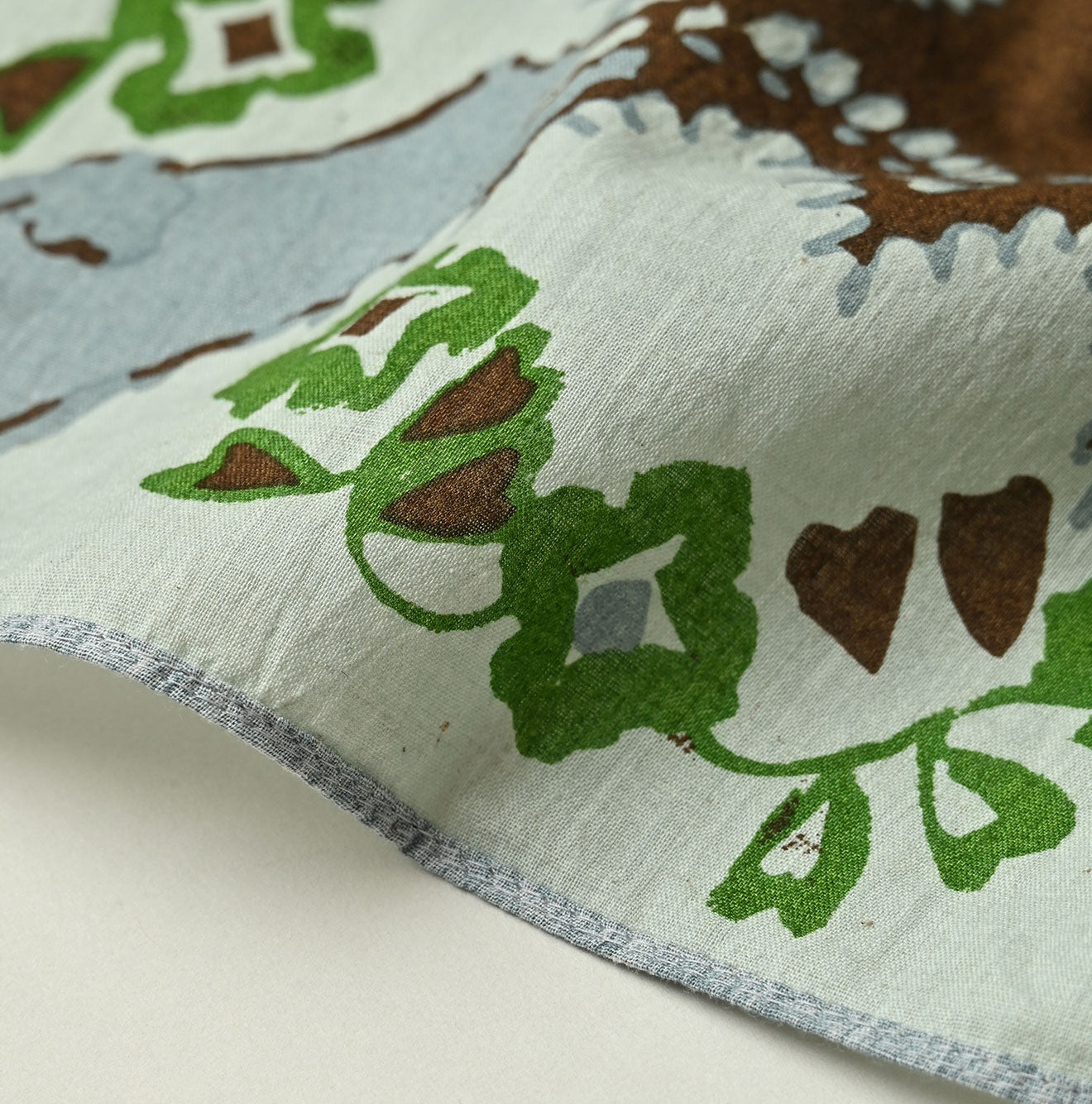 45R Khadi Amish Big Bandana - Image 8