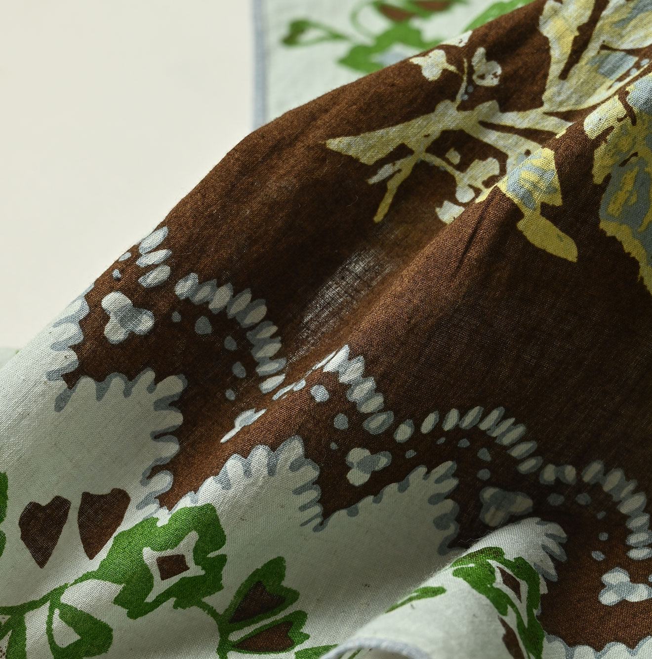 45R Khadi Amish Big Bandana - Image 9