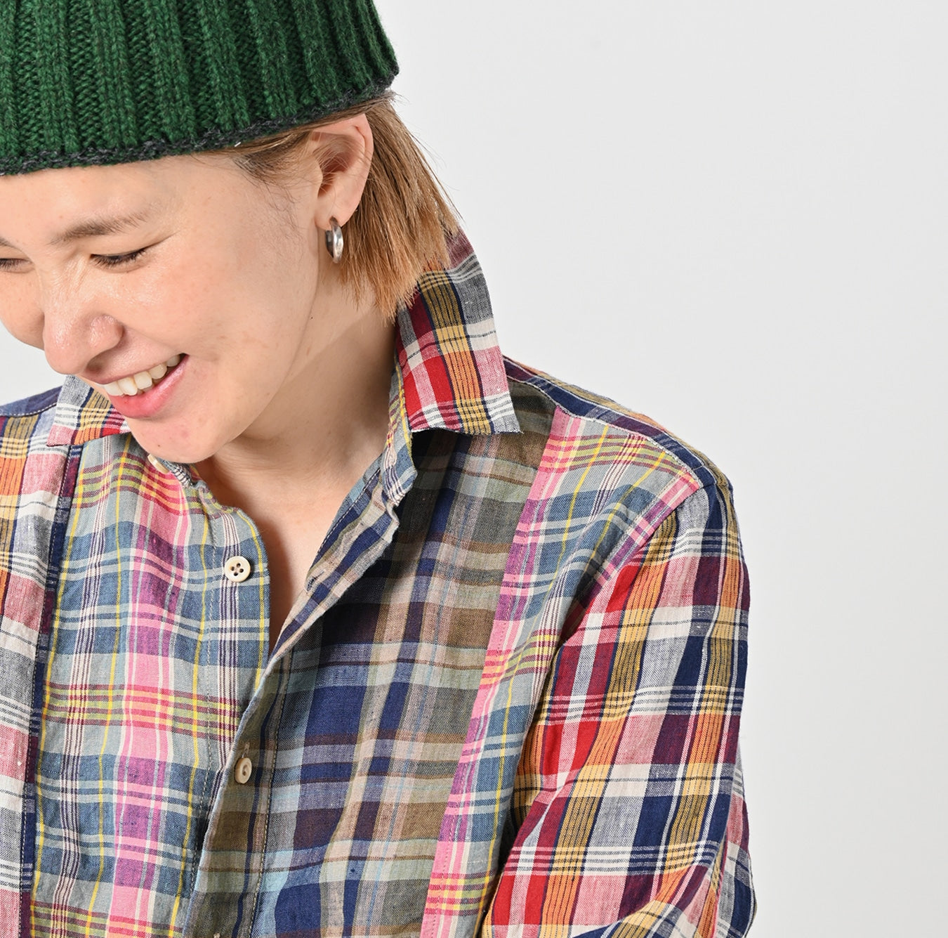 45R Linen Madras 908 Loafer Shirt - Image 12