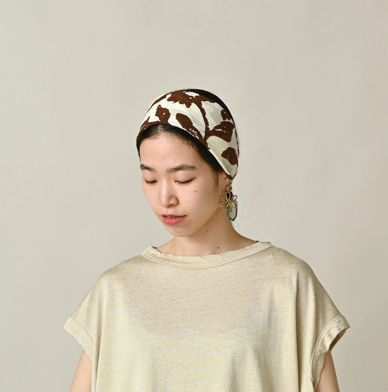 45R Linen Flax Flower Bandana - Image 10