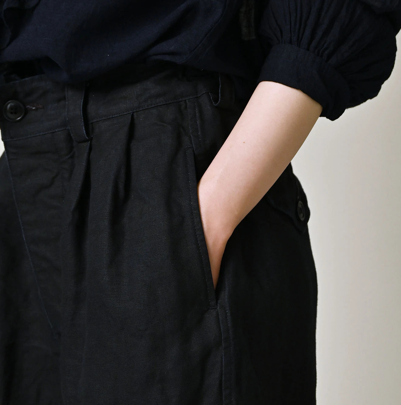 45R Indigo Linen 908 Pegtop Shorts - Image 11
