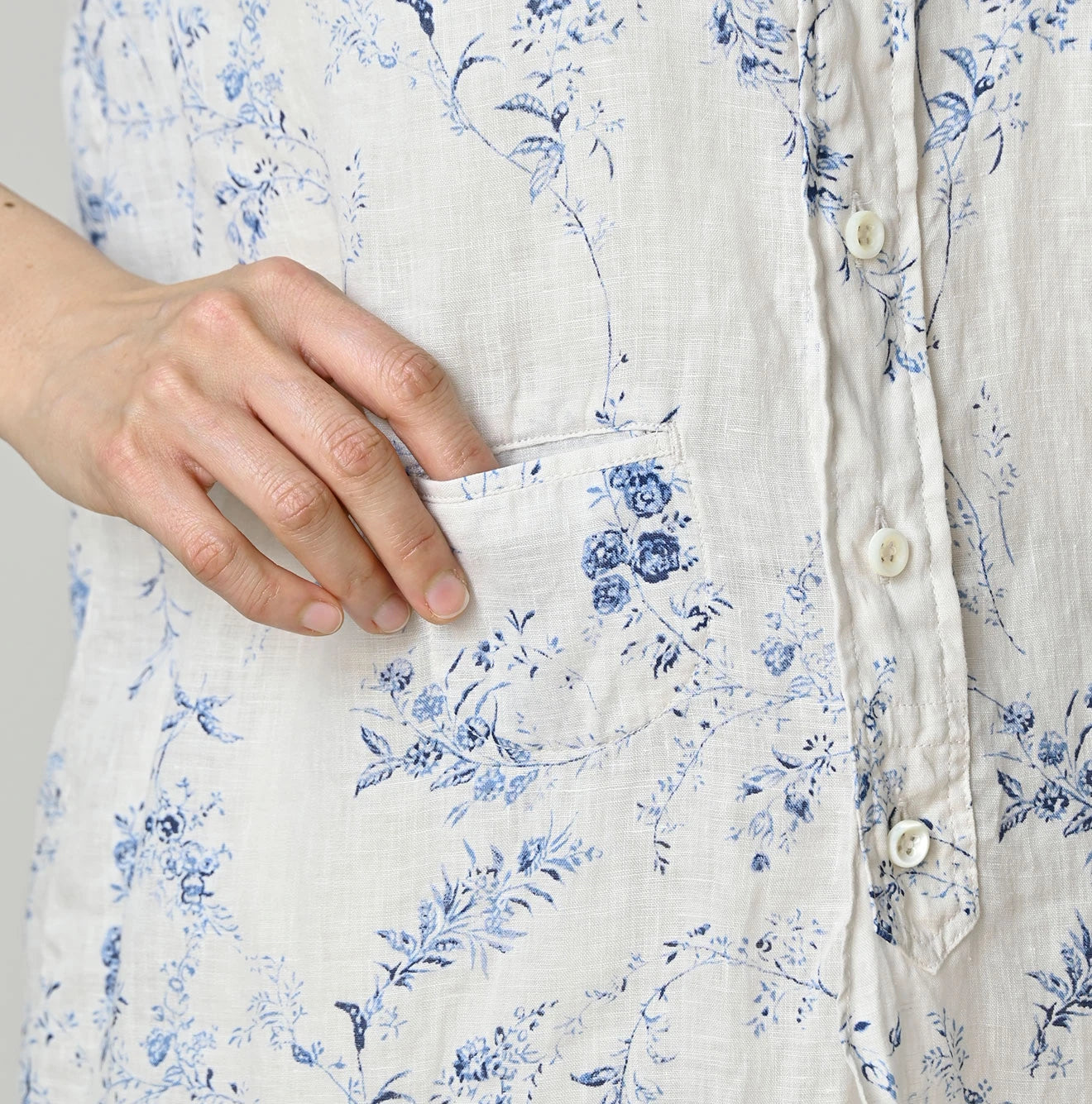 45R Linen Campanula Loafer Shirt - Image 13