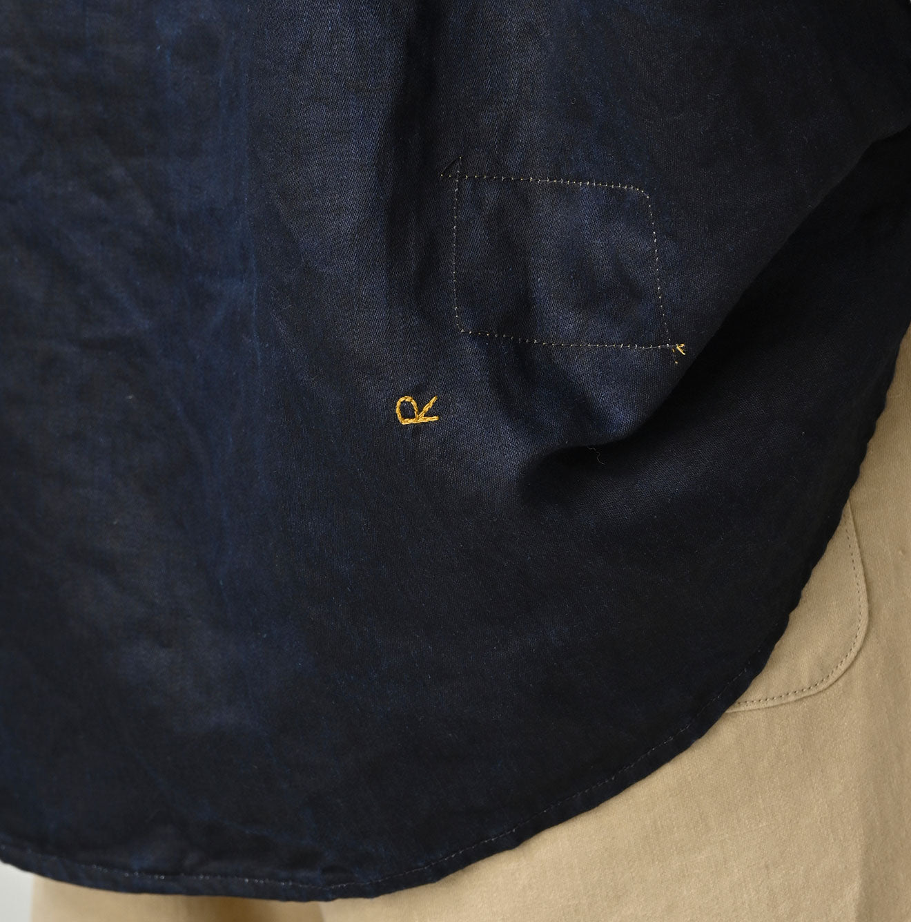 Indigo Linen Sateen 908 Duffer Shirt - Image 10