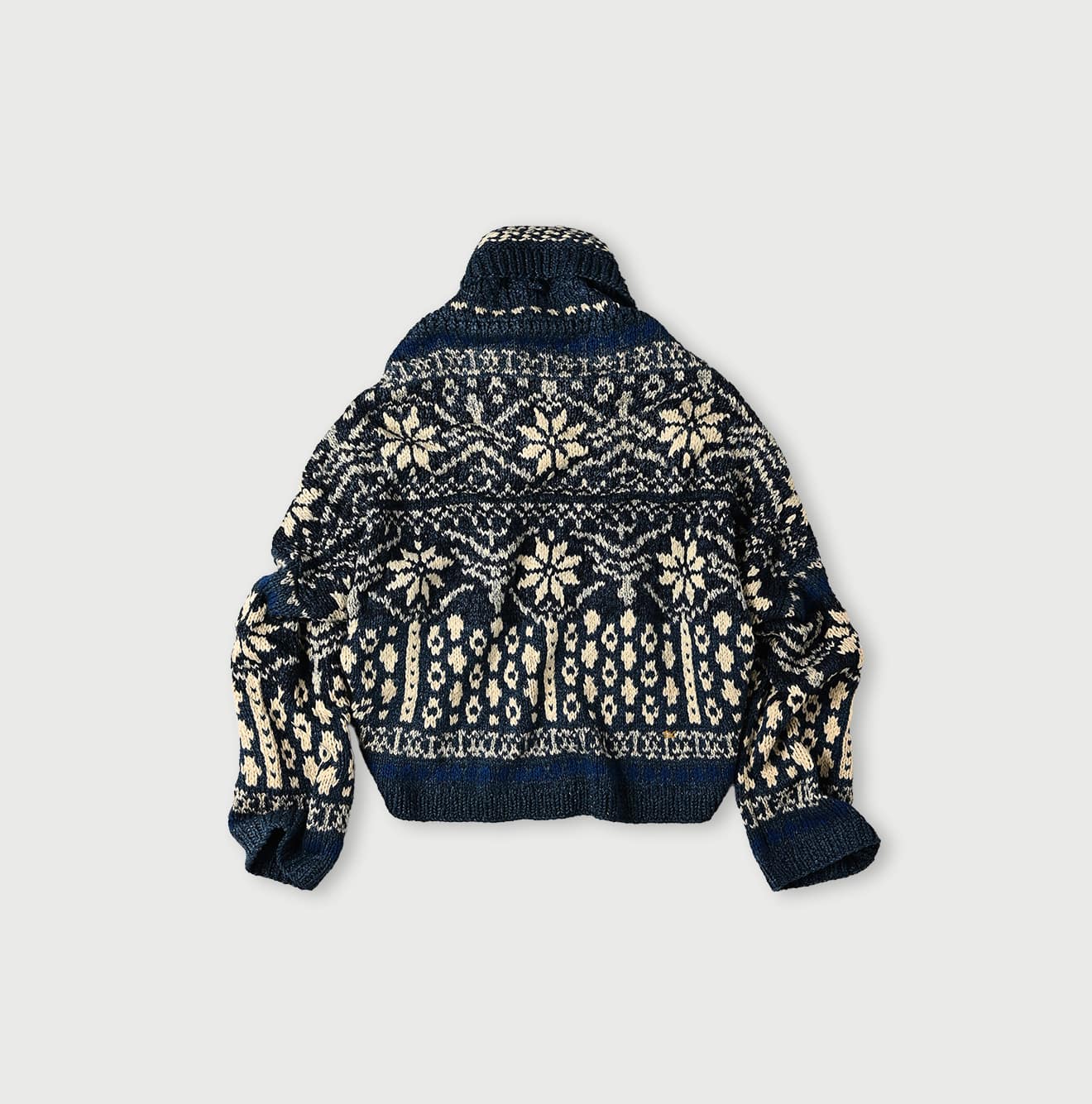 45R Indigo Hand Knit Bolero - Image 10