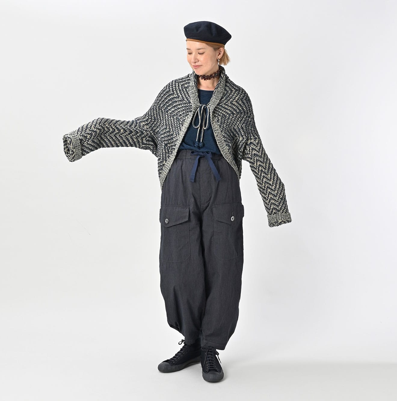 45R Indigo Hand Knit Bolero - Image 3