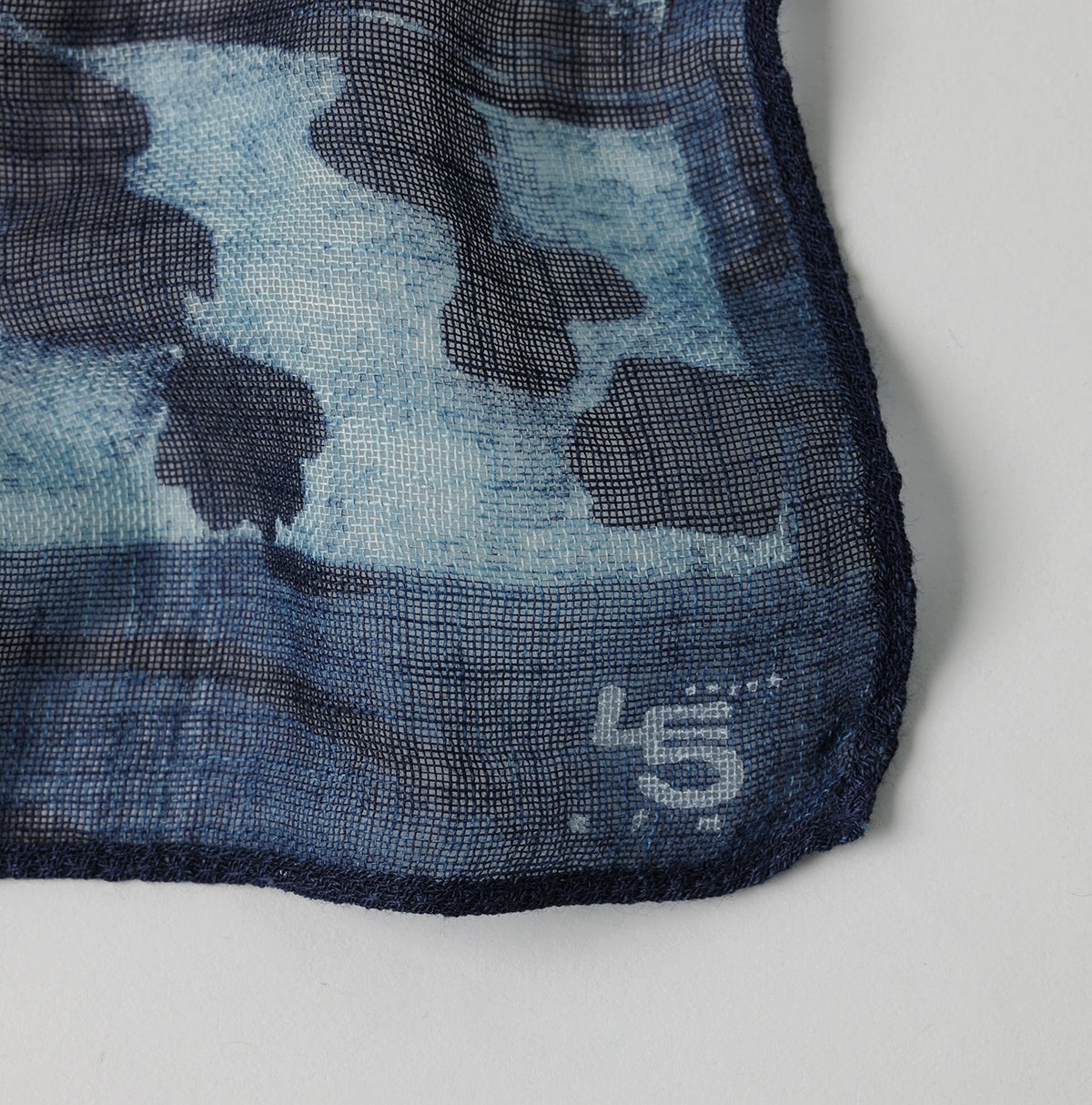 45R Gauze Picture Book Bandana