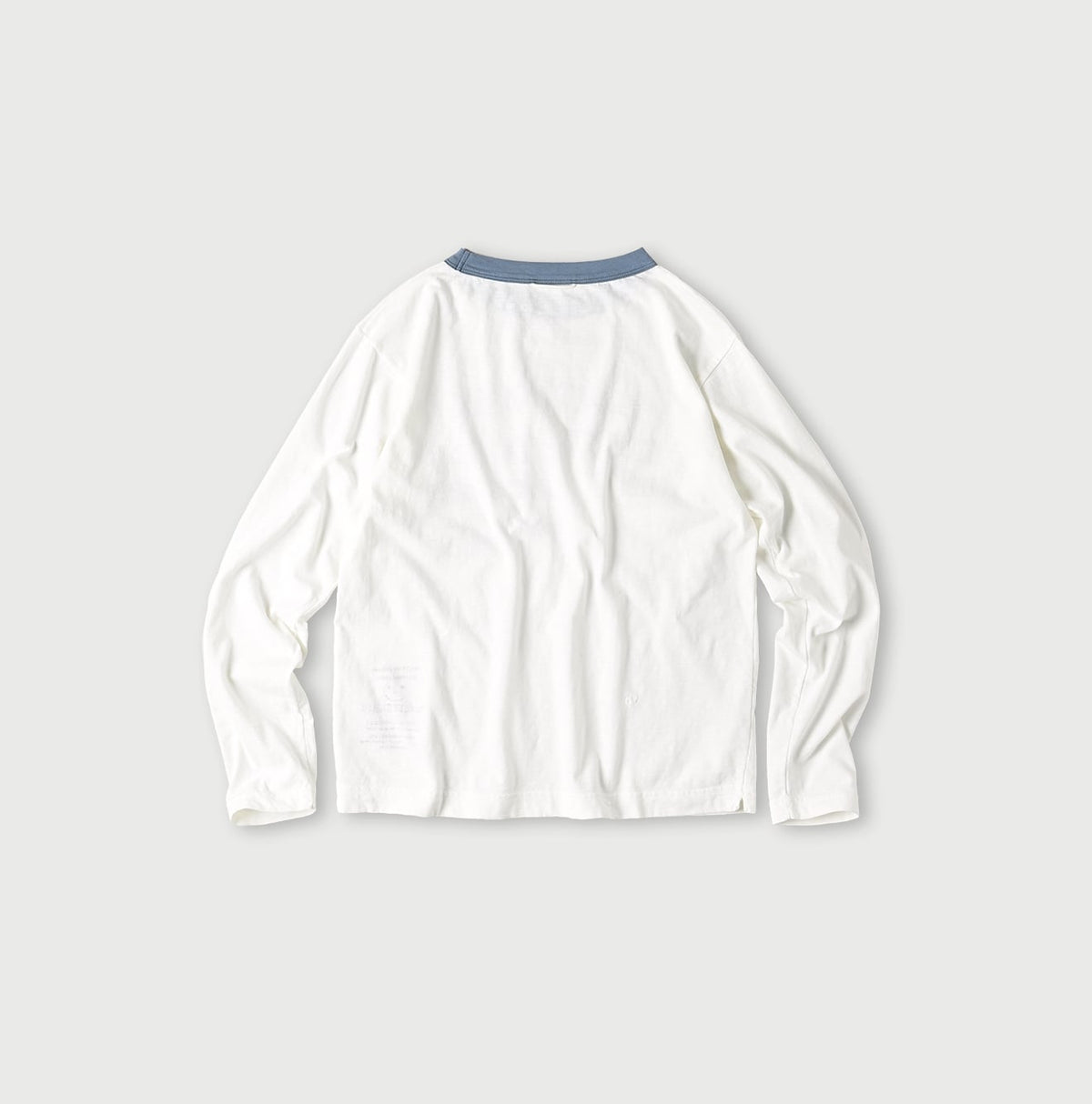 45R Betouch Goaton 908 Cleric T-shirt (White)