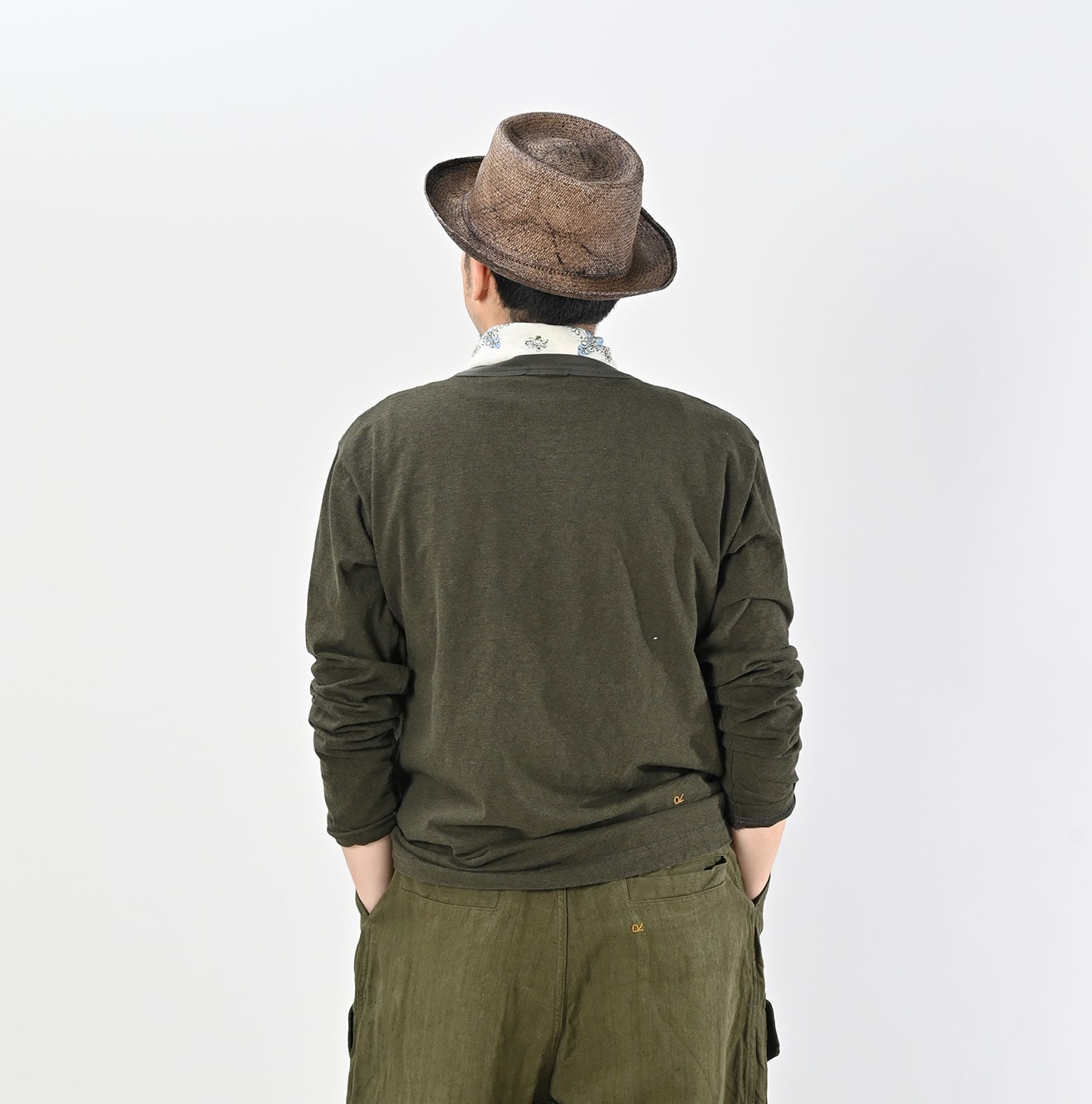 45R Betouch Goaton 908 Cleric T-shirt (Top dyed)
