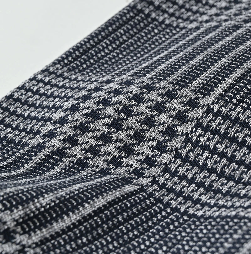 45R Jacquard Herringbone Tote Bag - Image 12