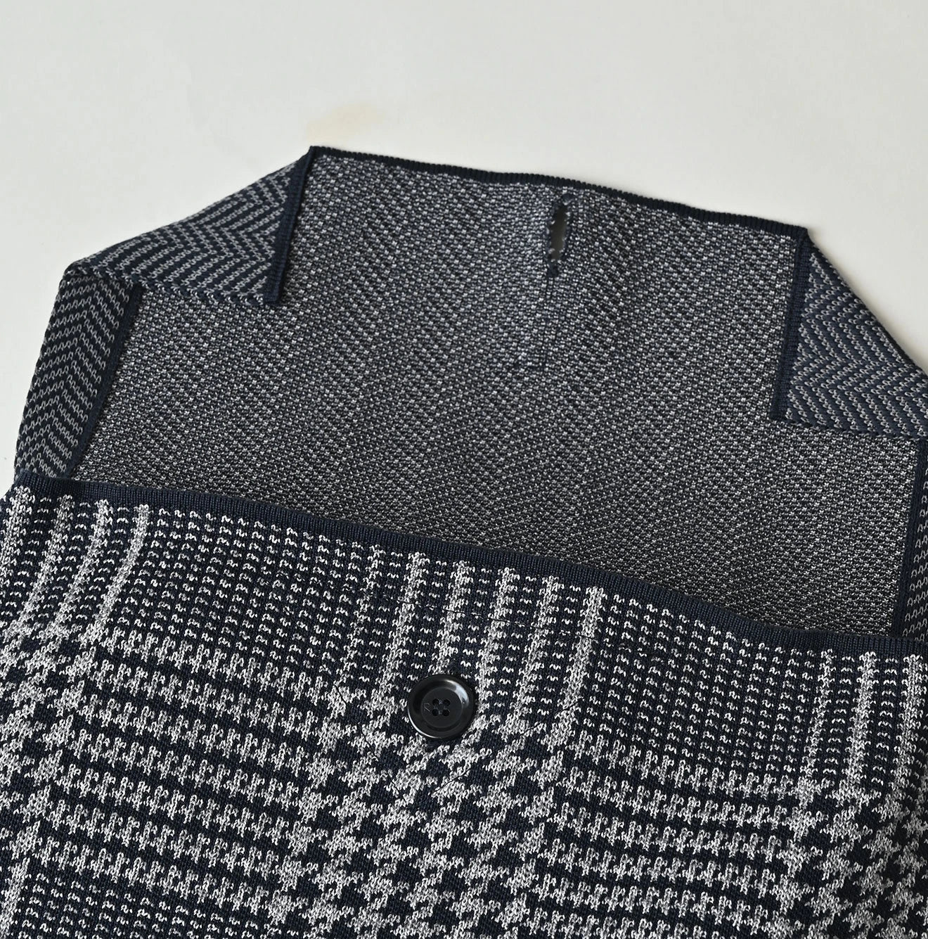 45R Jacquard Herringbone Backpack - Image 11